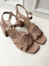 Load image into Gallery viewer, Manon beige 50 mm heel