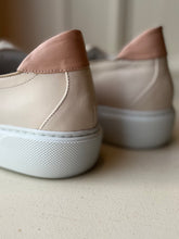 Load image into Gallery viewer, Marshmallow