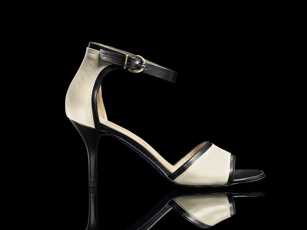 Maria white/black