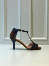 Load image into Gallery viewer, Jane blue/brown suede
